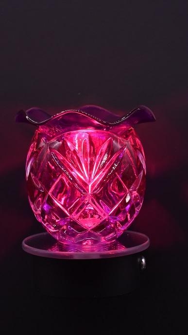 Glass Diamond Style Plug-in Warmer & Night Light w/dish - Purple